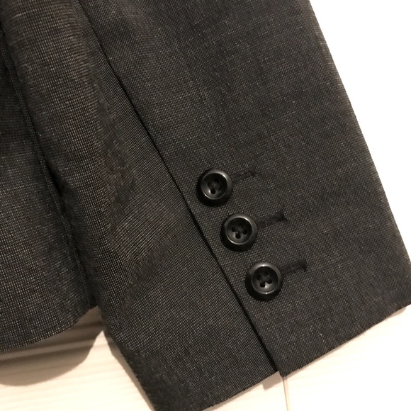 Grey Ricki’s blazer with black details - Picture 7 of 7